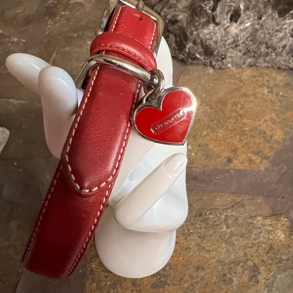 Coach Leather dog collar with heart charm Red New